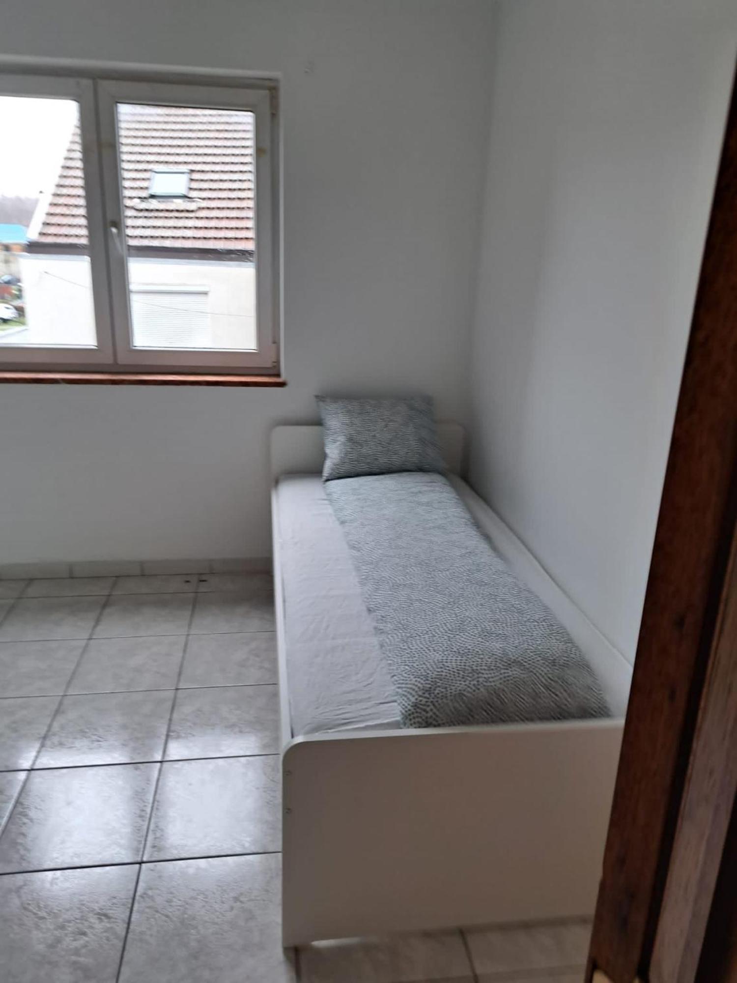 Gohyssart 51B 2 Bruxelles-Charleroi-Airport Villa Екстериор снимка